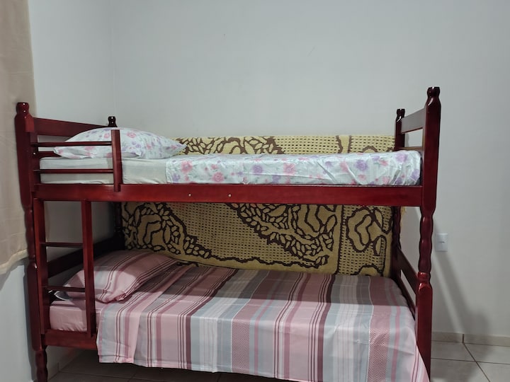 Dhomë gjumi 2