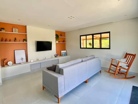 Popular Airbnb listing: Farmhouse with a Breathtaking View! (new) in Santa Isabel