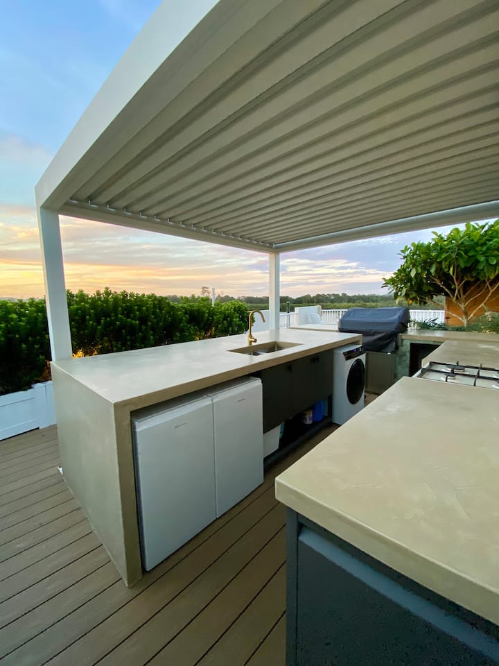 Rooftop River Retreat – Private Sauna &Cold Plunge - Sunshine Coast