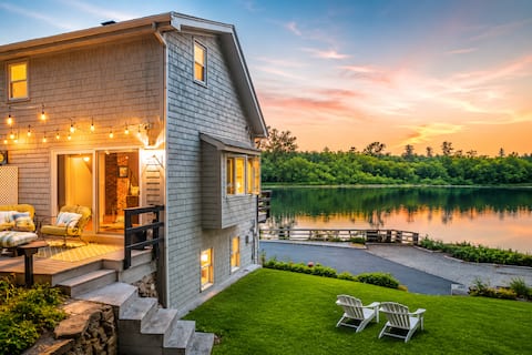 Luxury 4BR Waterfront Home w/ Amazing Views & Dock