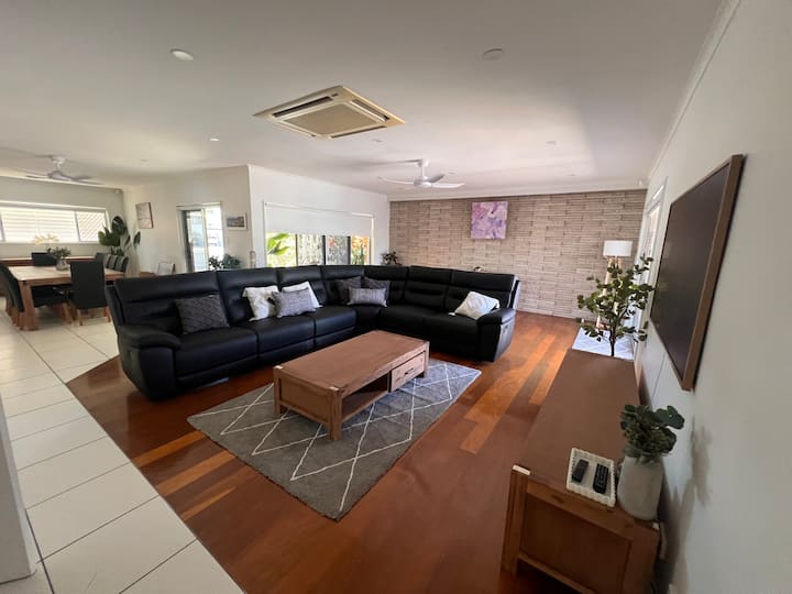 North Ward Retreat · 5br 2ba Ens · Pool · Nr Beach - Townsville