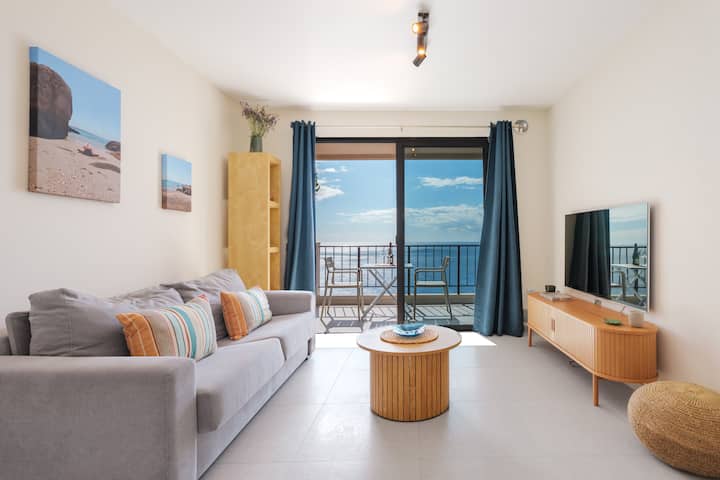 Oceanview Apartment With Balcony - Santa Cruz de Tenerife