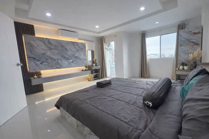 芭提雅4大卧室5独立卫生间公寓别墅市中心生活便利 - Jomtien