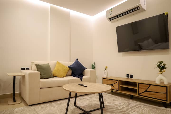 Vellar 3305 | Executive Studio | Heart Of Olaya - Riad