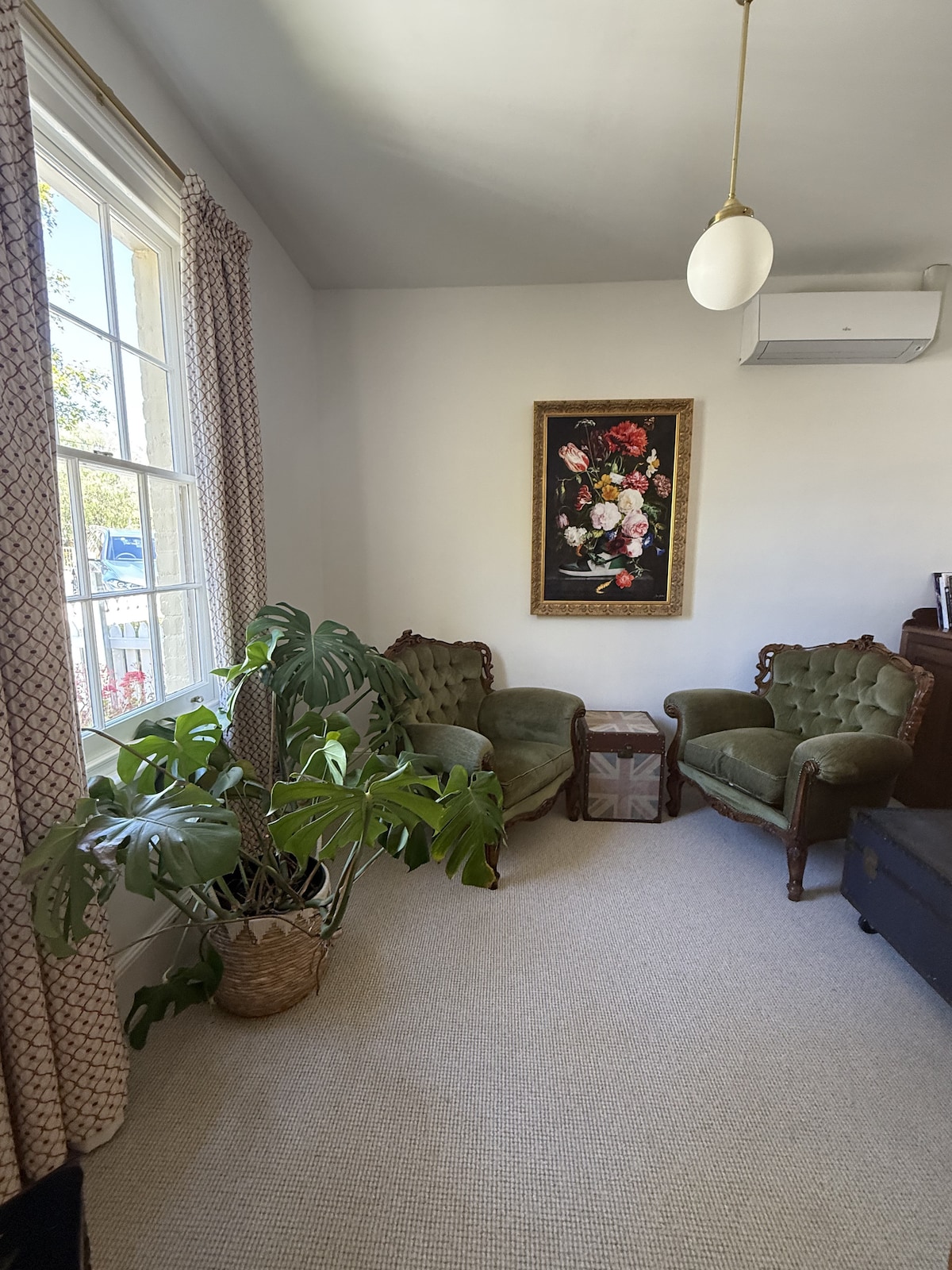 Top Airbnb: The Milliner's Cottage in City Of Hobart
