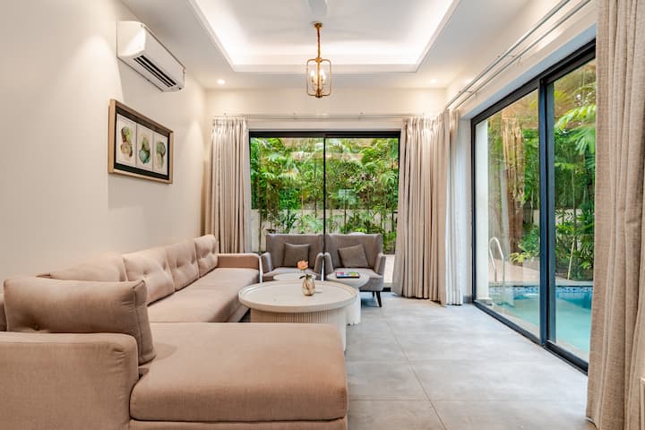 Living room image 1