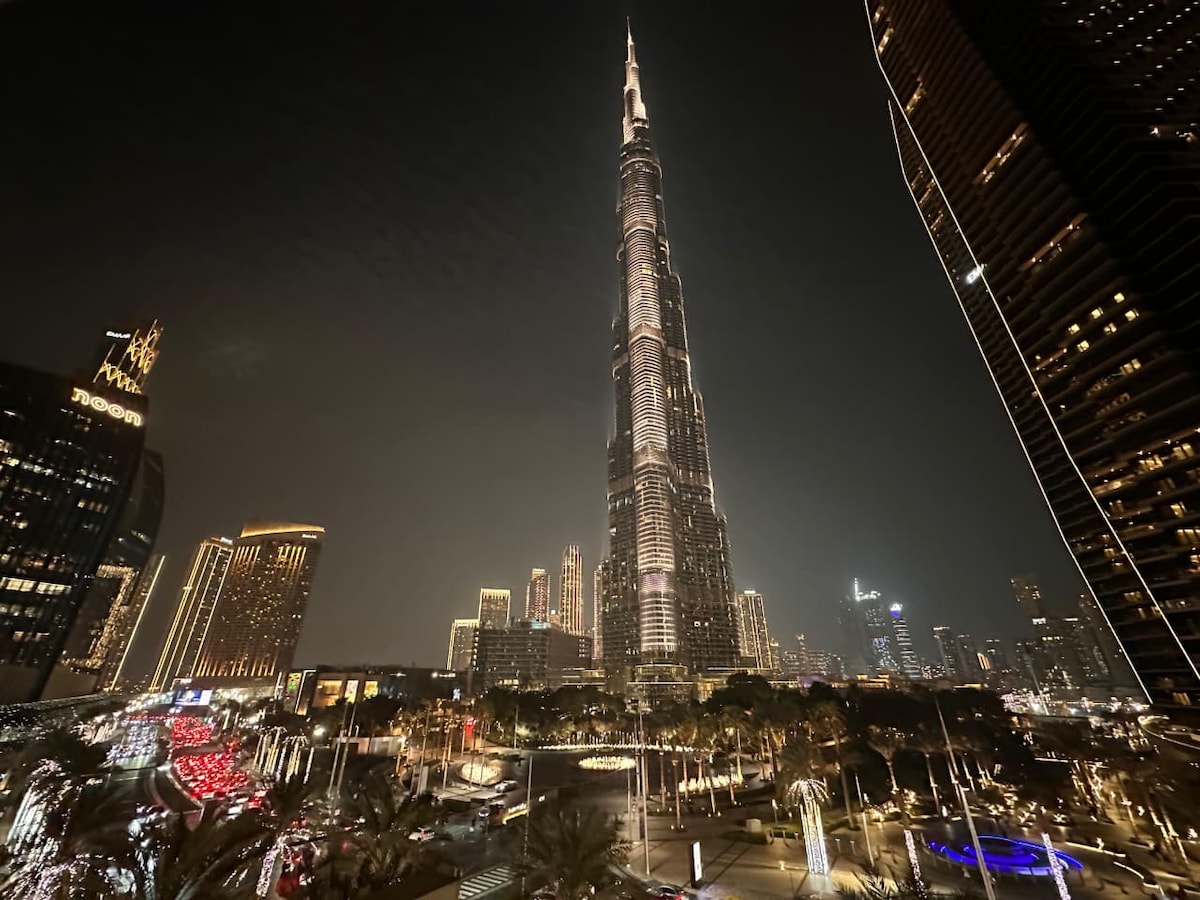 2 Bedroom Furnished Apartment with Full Burj Khalifa View | Burj Vista · II 2
