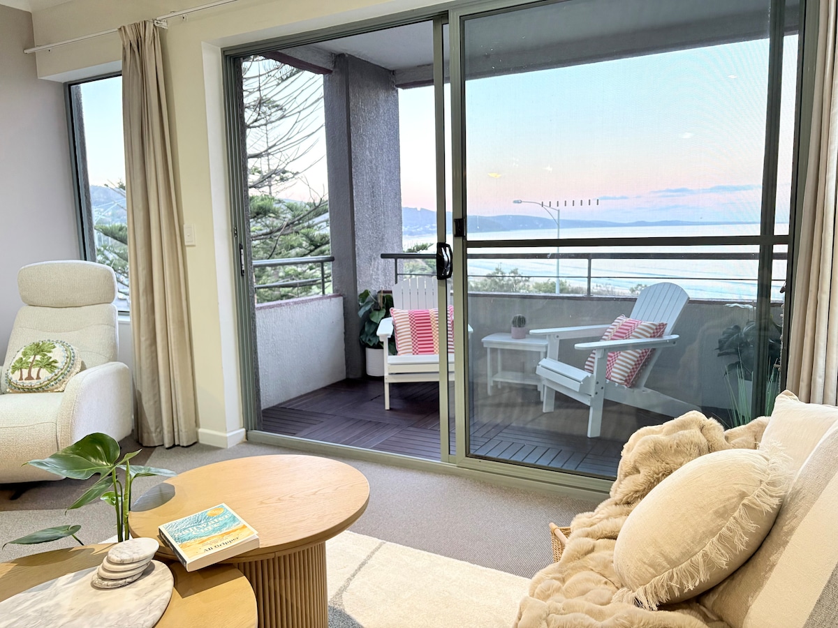 Top performing Airbnb: Luxury Oceanfront Unit - Cumberland Lorne Resort in Lorne
