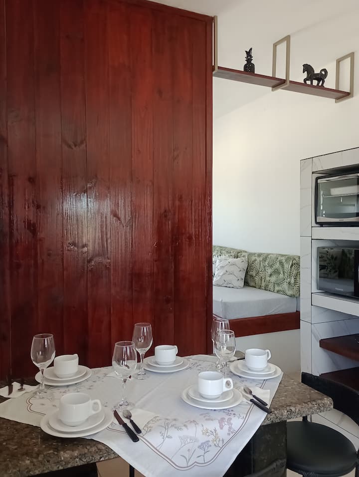 Apartamento Em Canasvieiras Perto Das Praias - Florianópolis