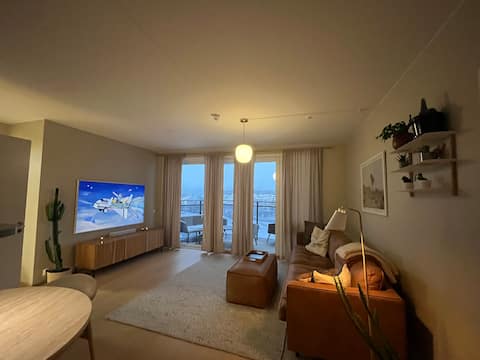 Top performing Airbnb: Modern 3BR by SNØ & Train, Family-Friendly in Lørenskog