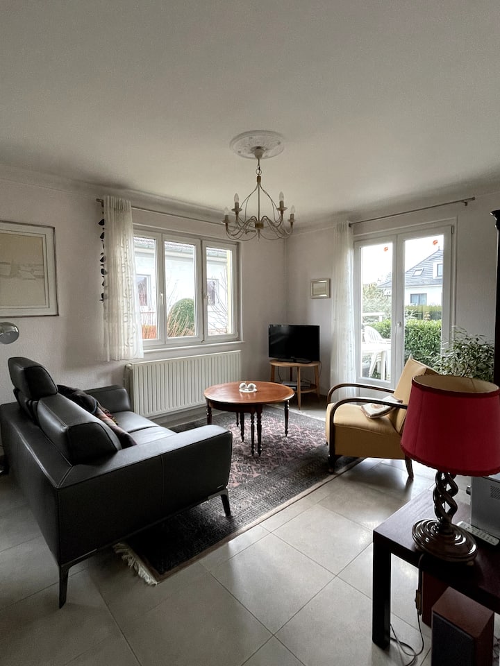 Maison 4 Chambres 10min Centre - Parking Gratuit - Elzas