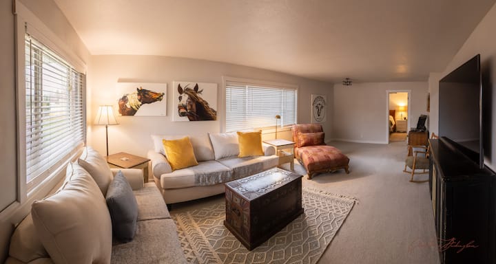 4 Bedroom Home In Meridian With Hot Tub - Meridian, ID