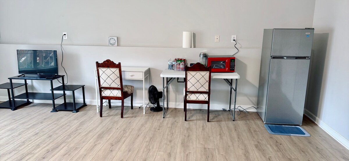 Private Entrance, Free WiFi & Weekly/Monthly deals