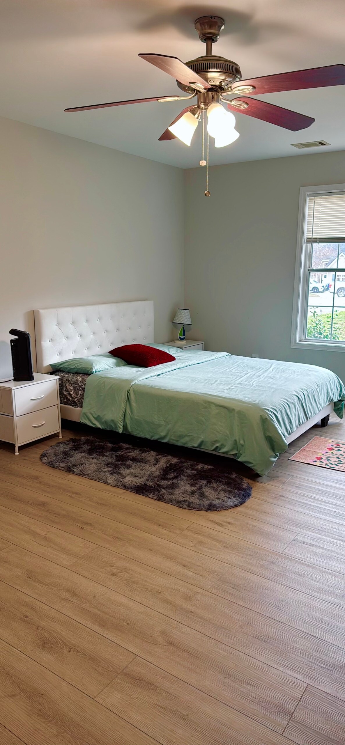 Private Entrance, Free WiFi & Weekly/Monthly deals