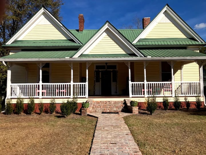 Forever in Time - Bed and breakfasts for Rent in Ashburn, Georgia ...