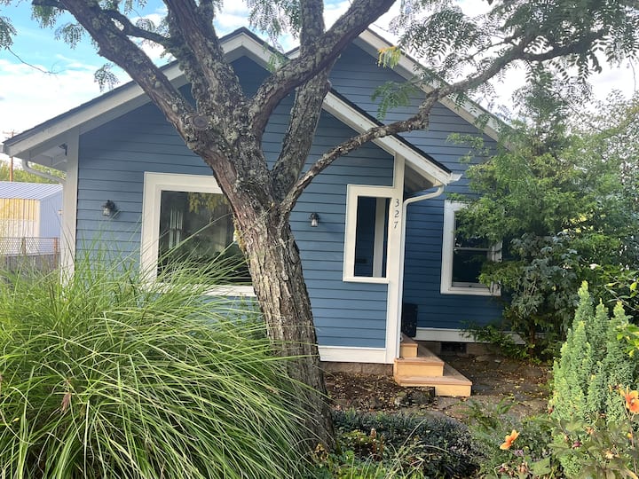 Entire Newly Renovated House - Eugene, OR