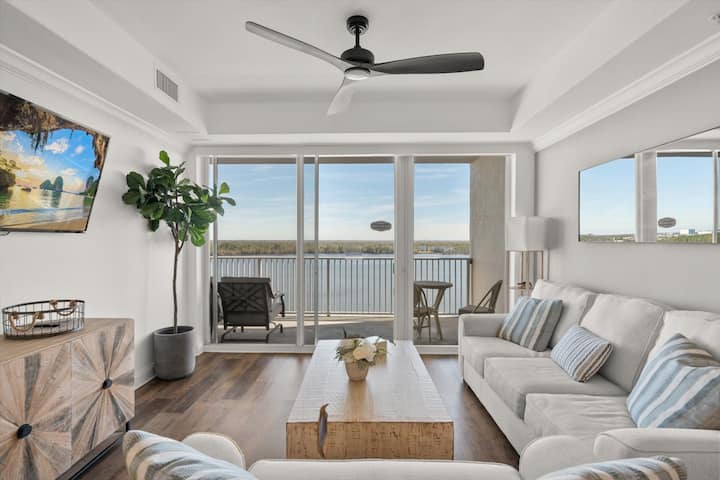 Unique Lake Condo- Top Location! - Lake Buena Vista, FL