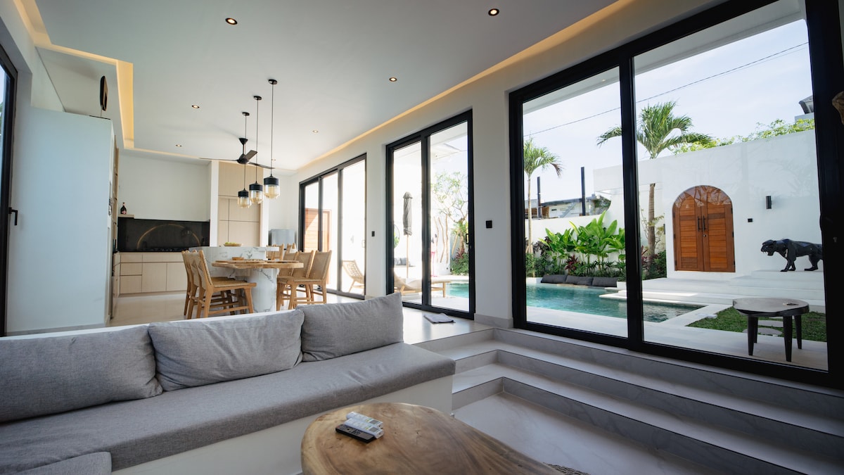 Villa in Mengwi · ★5.0 · 2 bedrooms · 2 beds · 2 private baths, συγκρίσιμο Airbnb