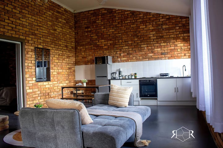 Serene Mountain Farmstay With Majestic Views - Magaliesburg