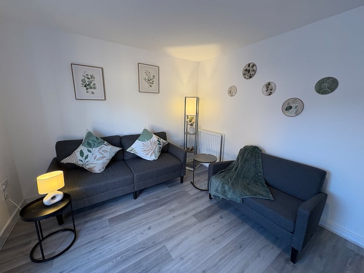 Brand New House In Bristol - Bristol