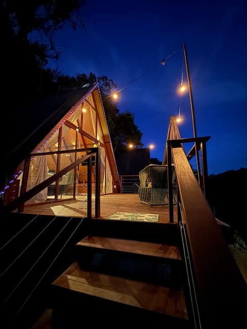 Top Airbnb: 02 Beautiful Swiss Chalet in Mulungu em Mulungu