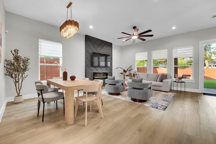 Modern Luxe 4br Summer Getaway 7 Min To Downtown - Irving, TX