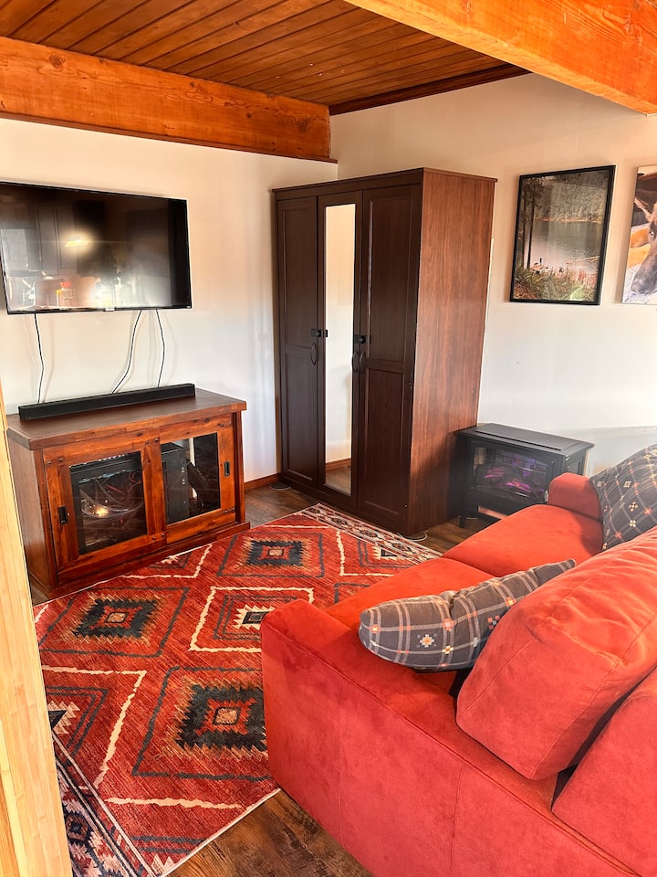 Private & Cosy Studio Guest House - Tukwila, WA
