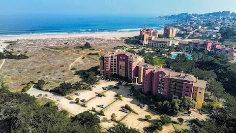 Las Cruces apartment with direct access to the beach