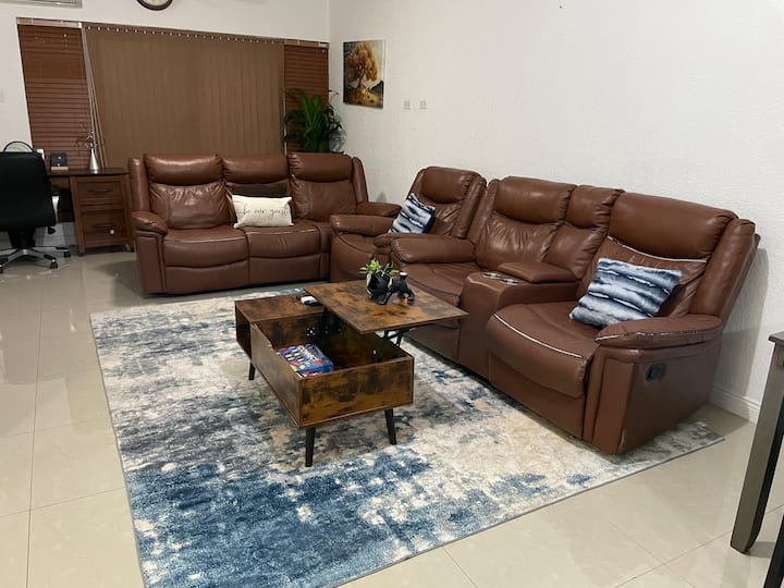 Oliver’s Paradise Newly Renovated - Kingston, Jamaica