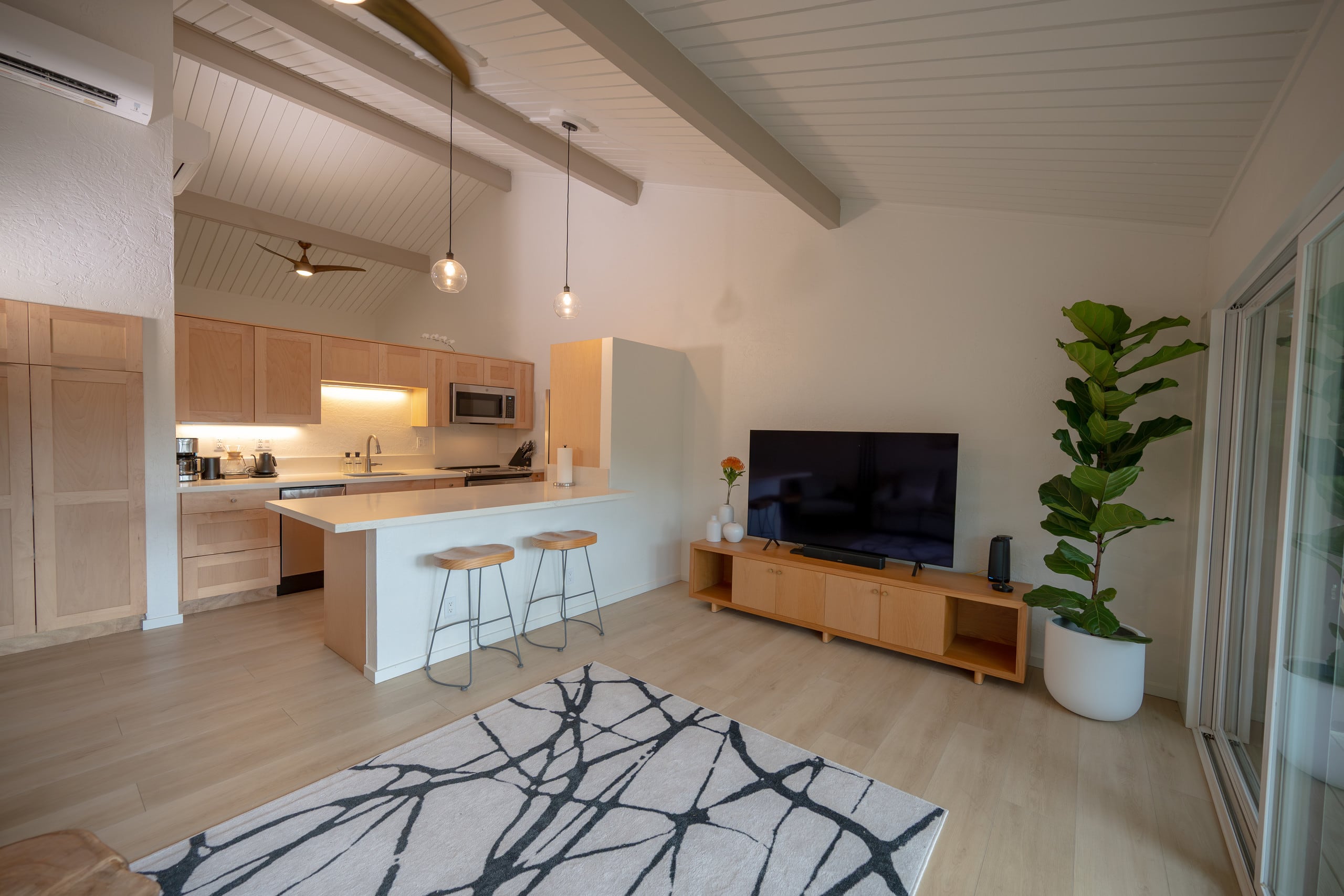 Townhouse in Kailua-Kona · ★5.0 · 1 bedroom · 1 bed · 1 bath - Image 2