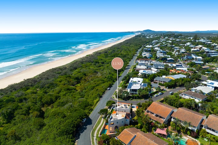 Santa Rosa Villa With Pool Opposite Peregian Beach - Peregian Beach