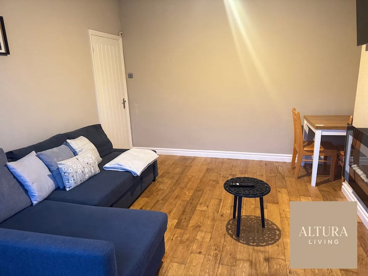 Spacious 2 Bedroom Flat In Newcastle. Free Parking - Newcastle Airport (NCL)
