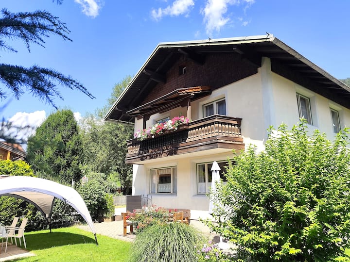 Ferienhaus Försterlisl - Front Row To The Ski Run - Wagrain