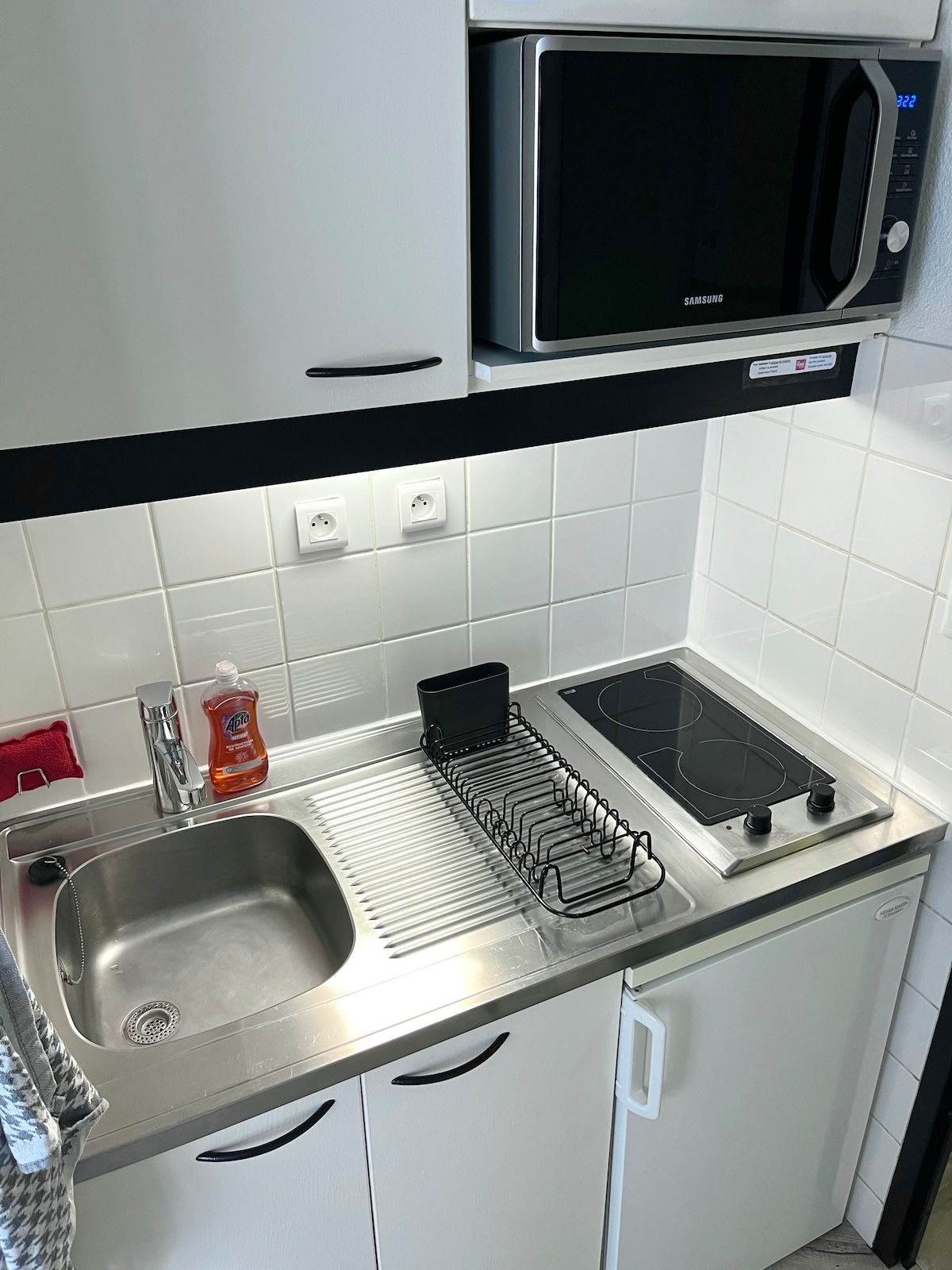 Airbnb performant: Quiet and comfortable apartment / Gare Part-Dieu à Lyon 3e Arrondissement