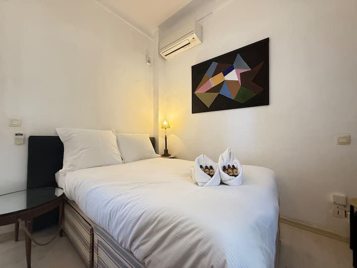 غرفة النوم 2