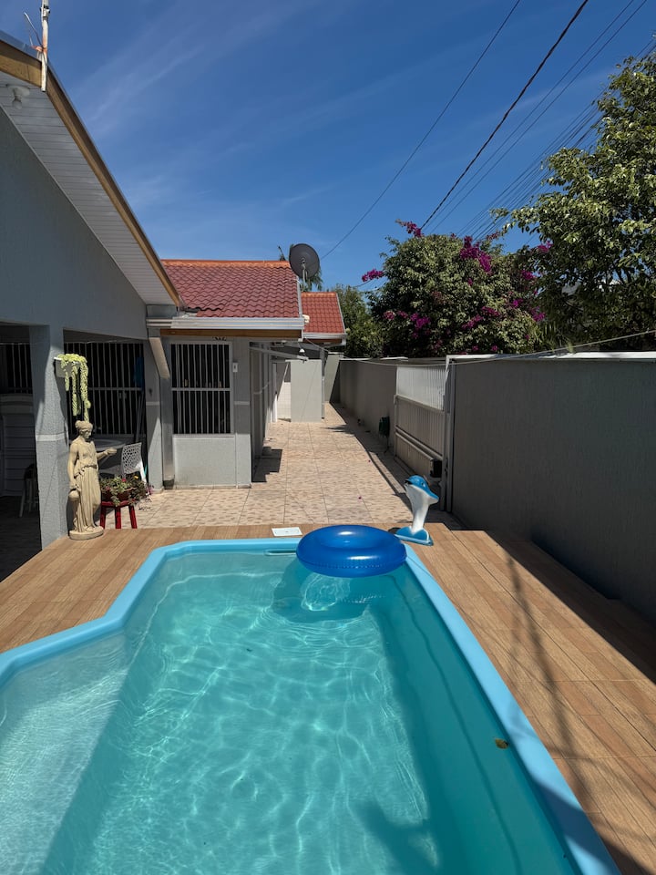 Confira, Casa Completa, A 3 Quadras Da Praia. - Matinhos