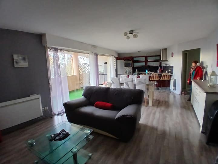 Appartement Proche Centre-ville Niort - ibis budget Niort - La Crèche