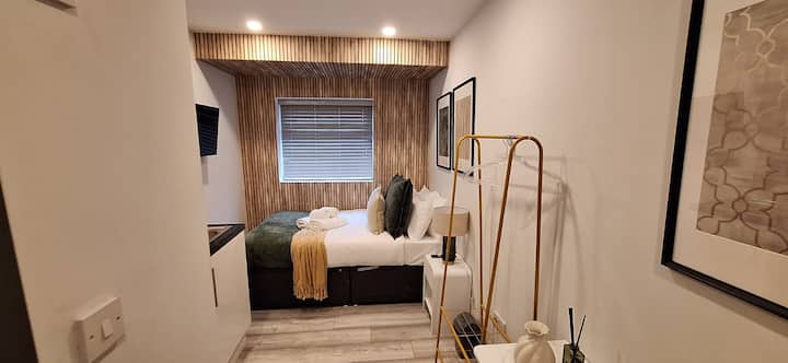 Convenient Studio+parking Easy Access Cntr London - Harrow