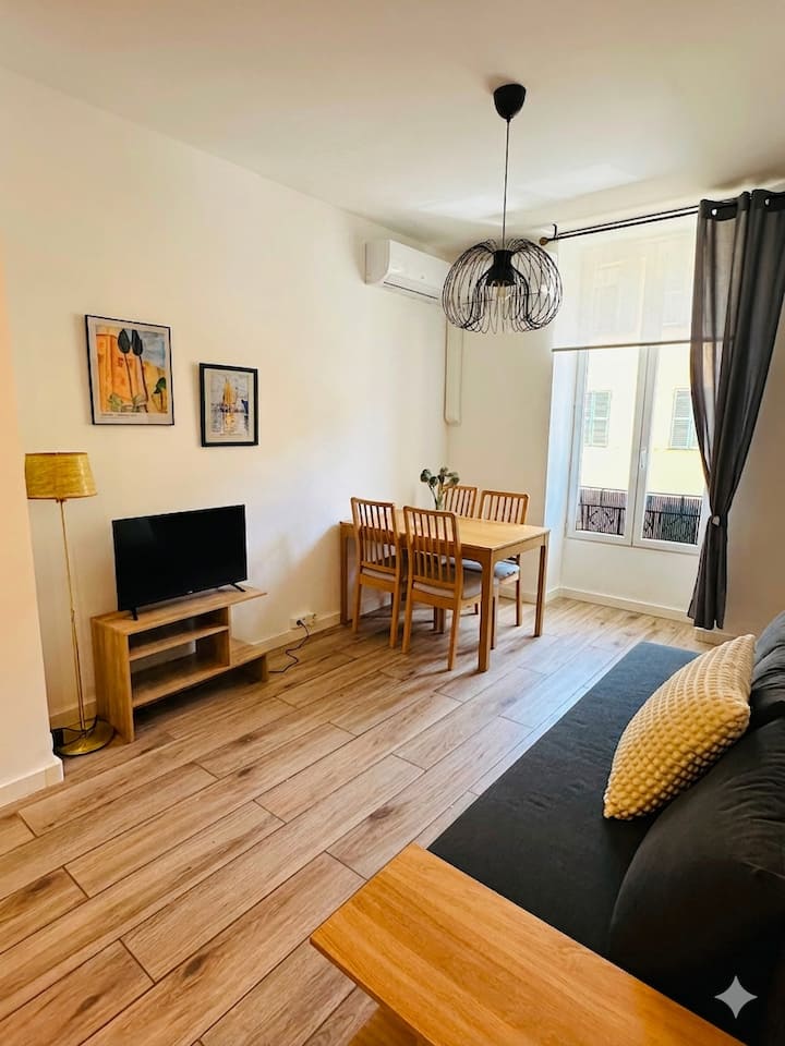 Modern And Cosy Apartment - Ac, Wifi And Train - Èze