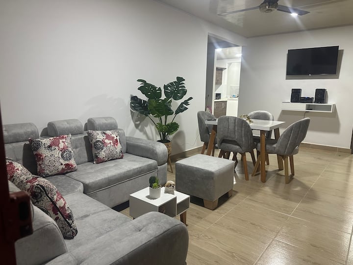 Hermosa Casa Campestre En La Ciudad - La Dorada
