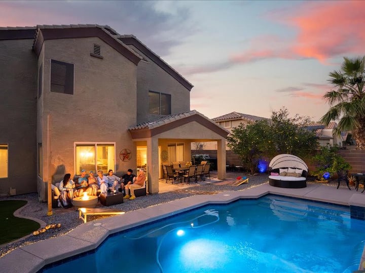 The Ashley Oasis|pool, Theater, Poker & Billiards - チャンドラー, AZ