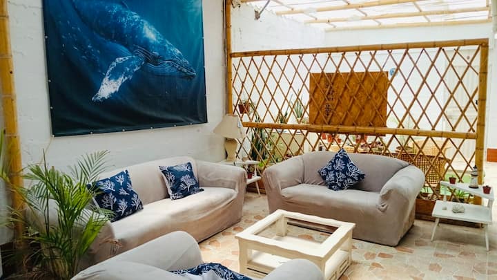 Casa Náutica Amplia, Luminosa Y A 3 Calles Del Mar - Camaná