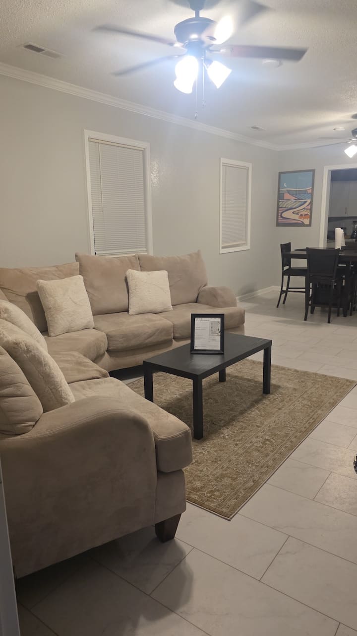 Cozy And Comfortable Home For 4 Guests - Dalton, GA