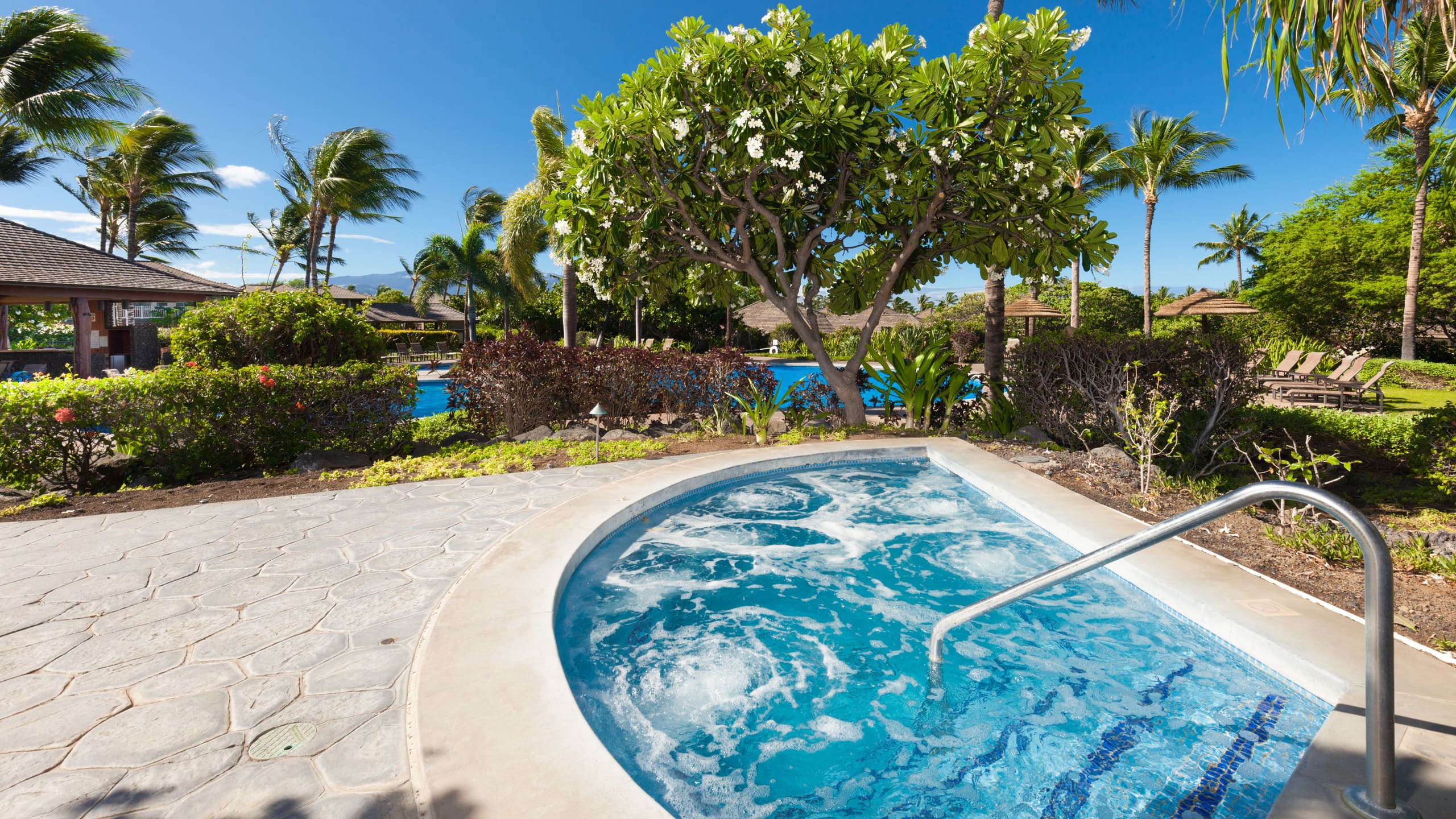 Home in Waimea · ★5.0 · 4 bedrooms · 6 beds · 3.5 private baths - Image 47