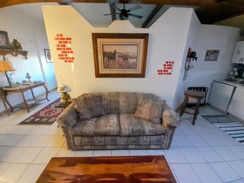 Top Airbnb: The Bunkhouse on 5 acres, horse privileges, Views! in Phoenix