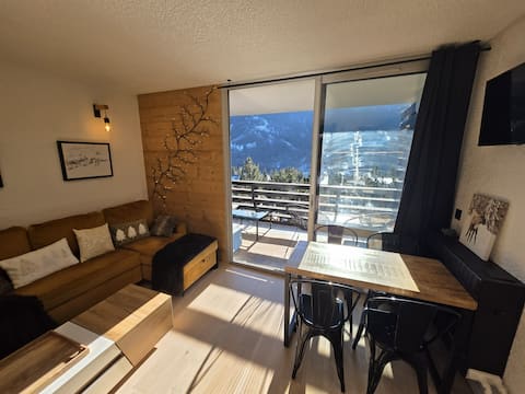 Top Airbnb: Cozy Studio. South facing. Balcony, mountain view. à Saint Chaffrey