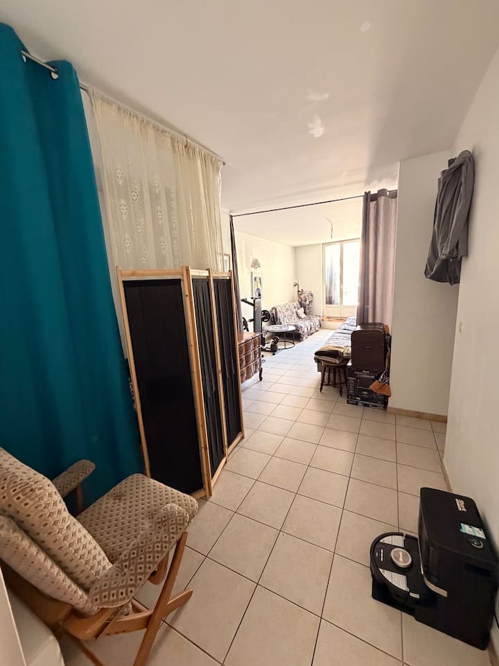 Shared Place Three Months Plan - Marseille