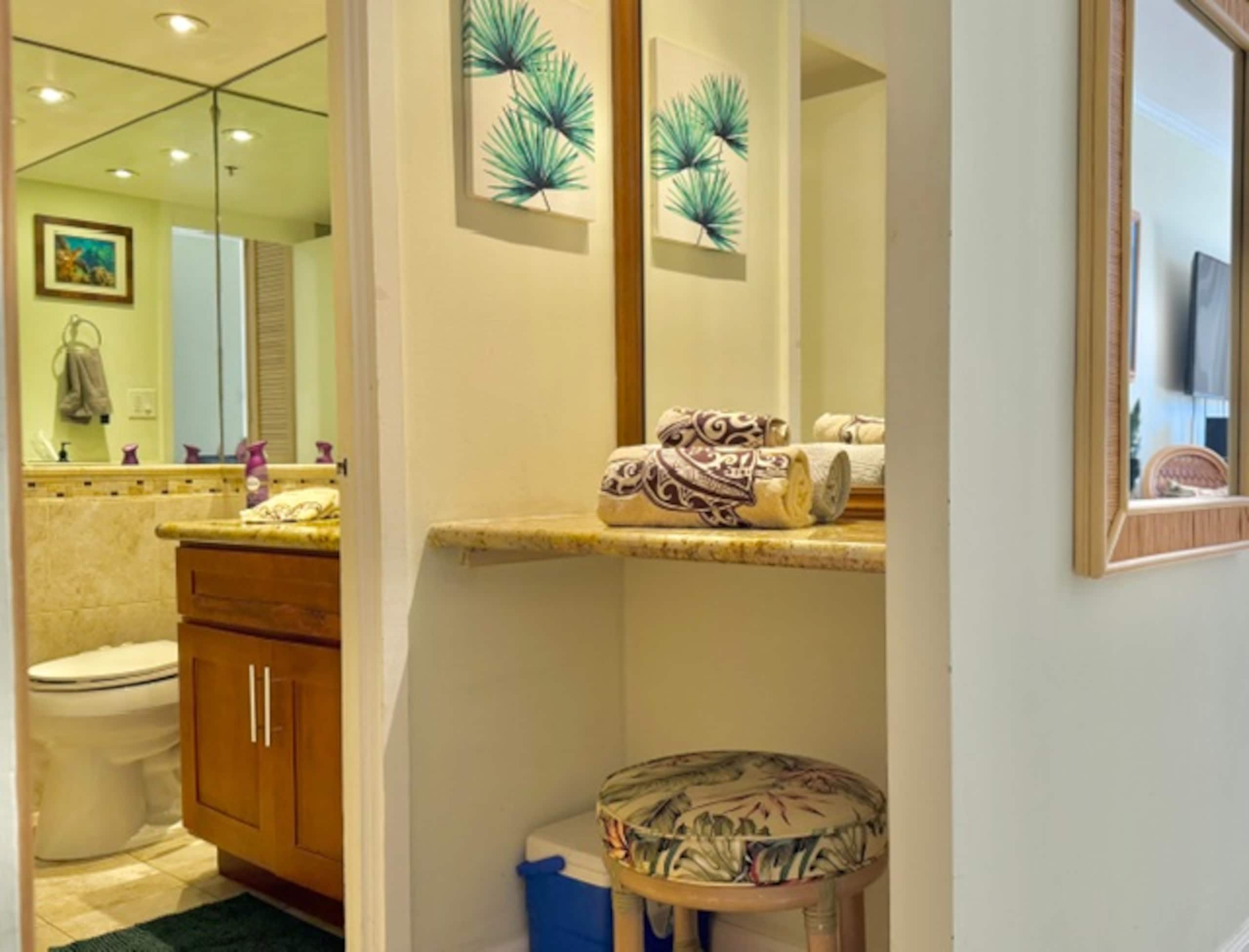 City-View Island Studio | WiFi | Parking 1507 - Image 24