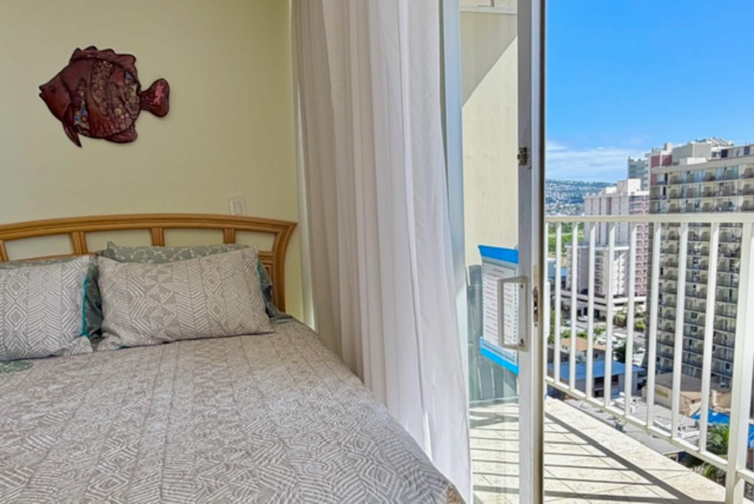 City-View Island Studio | WiFi | Parking 1507 - Image 37