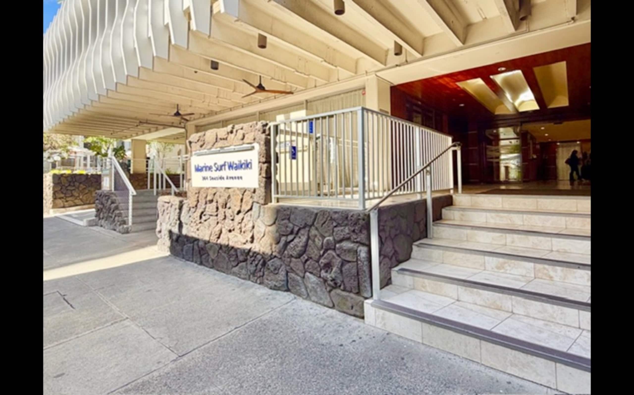 City-View Island Studio | WiFi | Parking 1507 - Image 28